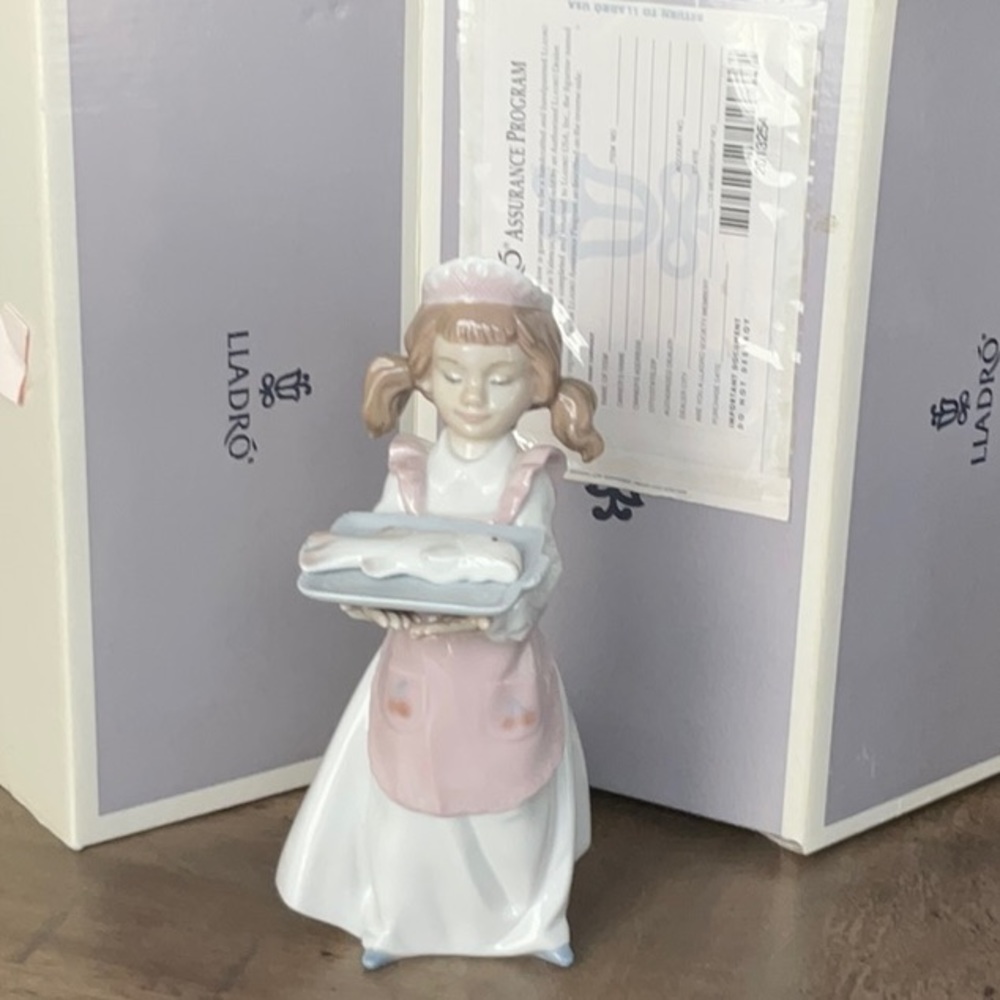Lladro Dinner Is Served